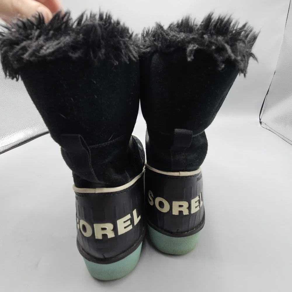 Sorel Tivoli II Black Suede Snow‎ Boot Women's Size 6 Faux Fur